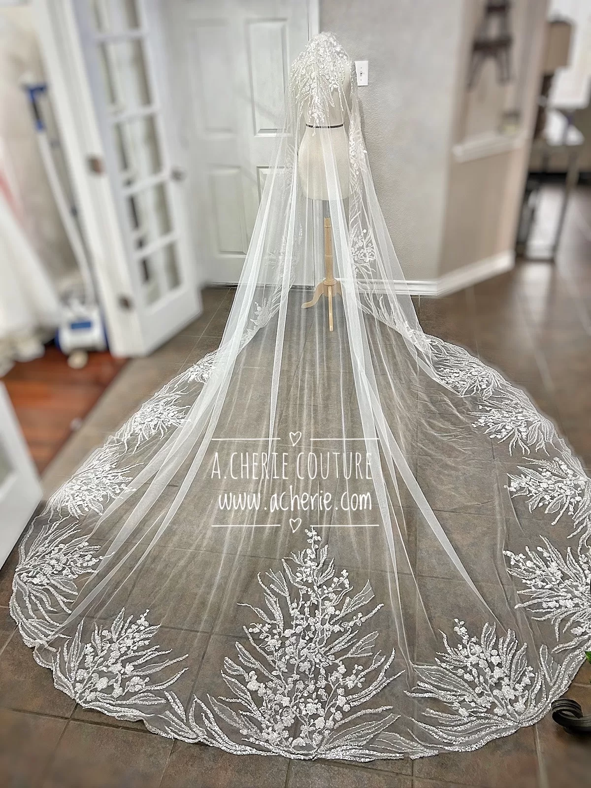 royal-length-ultra-glam-beaded-lace-veil royal length ultra glam beaded lace veil